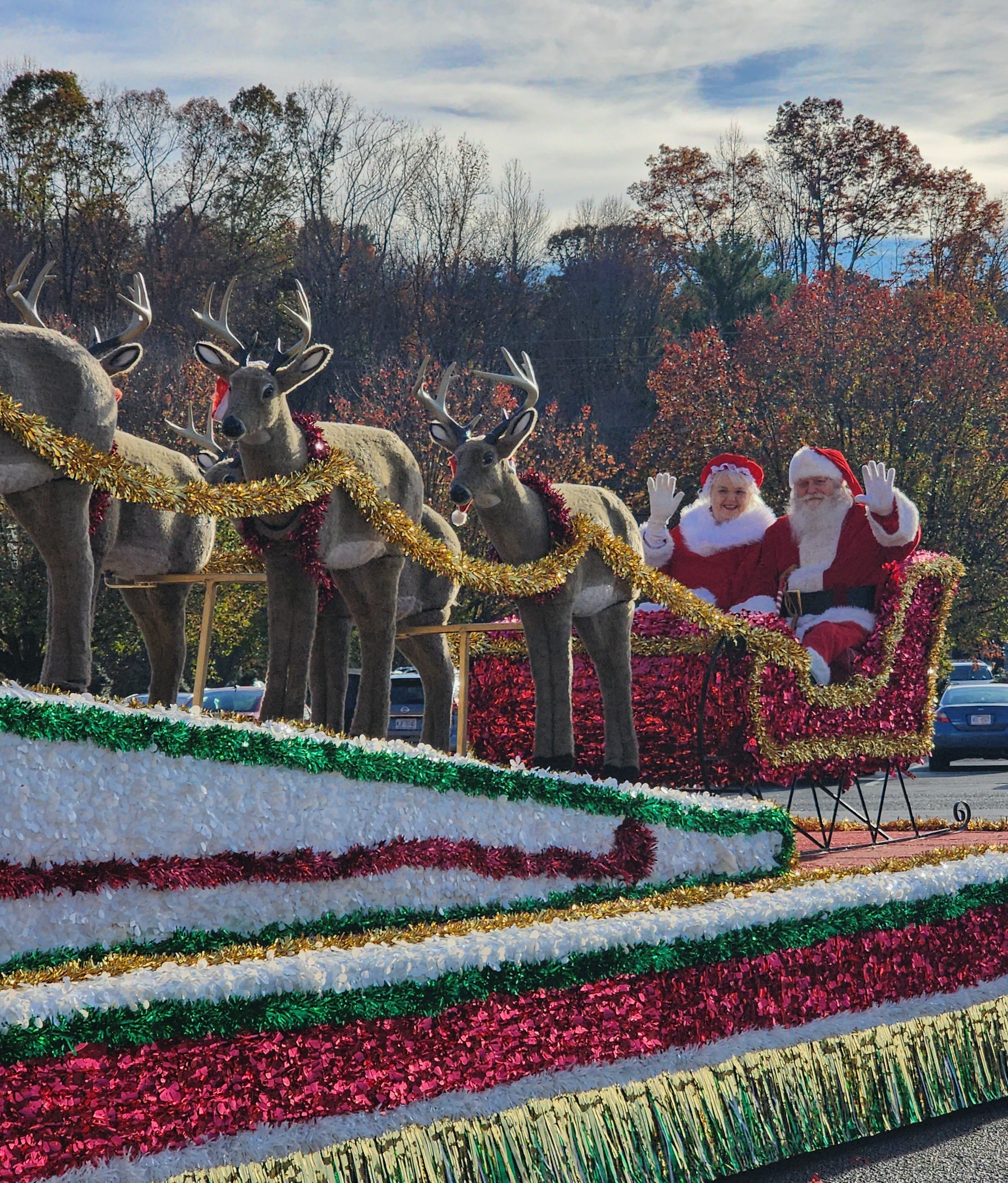 Image from a previous Marion Christmas Parade  event